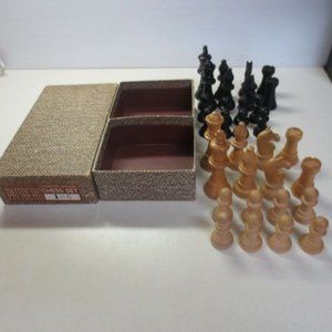 With box without checkerboard